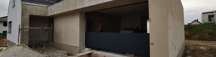 Fotografie garážových vrat | Vzorový e4 dům | Wienerberger